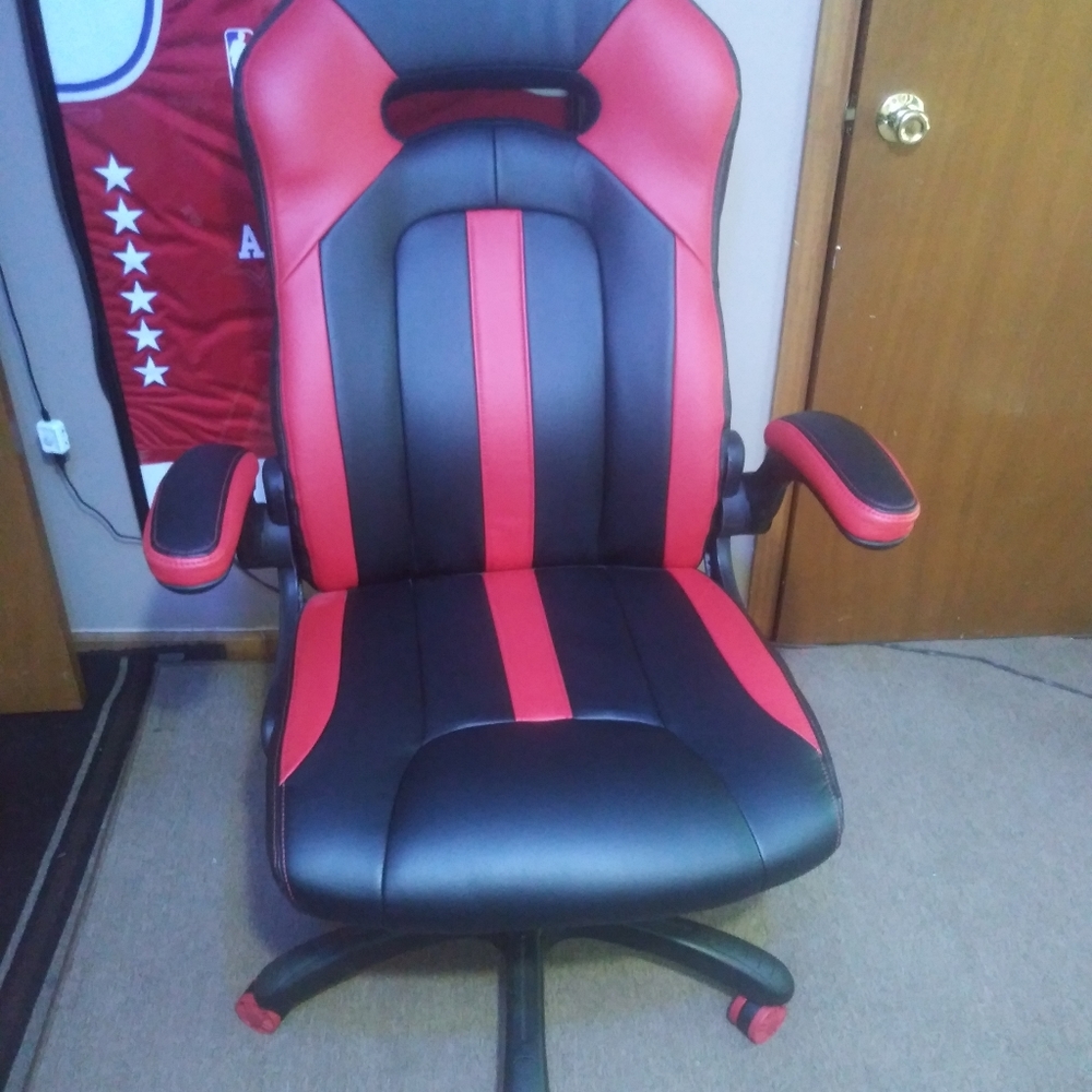 Gaming Chair - Picture 4 of 5